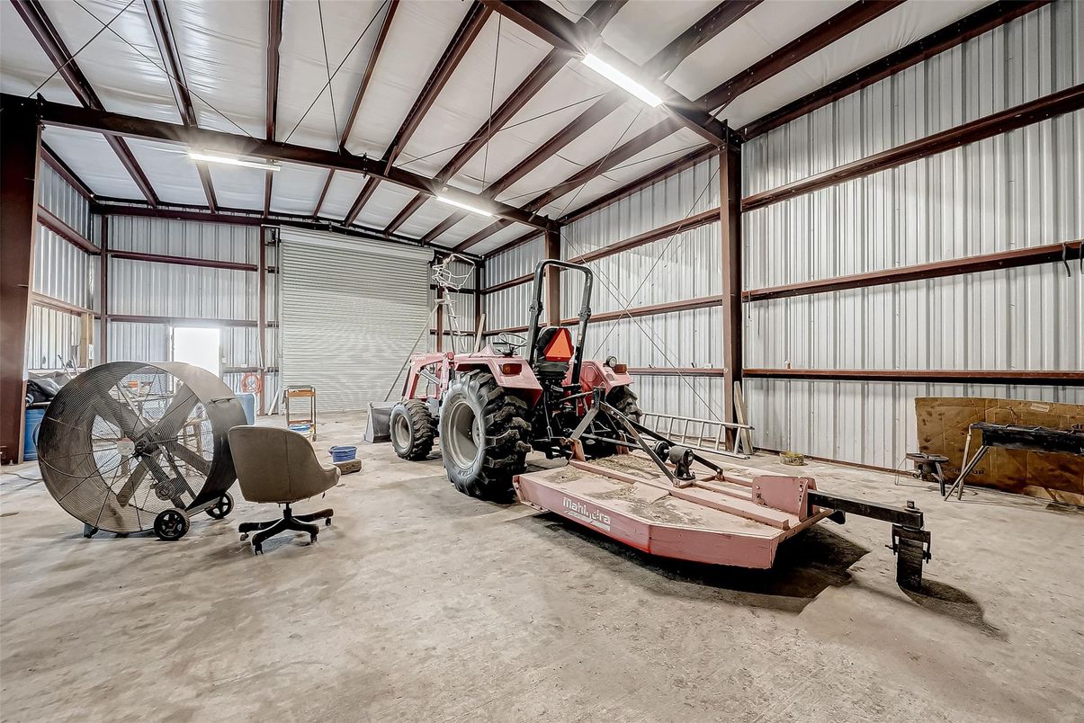 Fitness Equipment, Garage, Interior