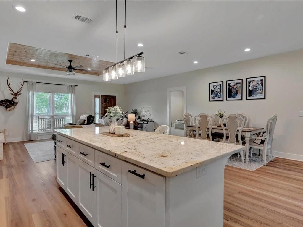 Dining room, Interior, Kitchen, Pendant Lights, Recessed Lighting, Wooden Ceilings, Wood Texture Flooring
