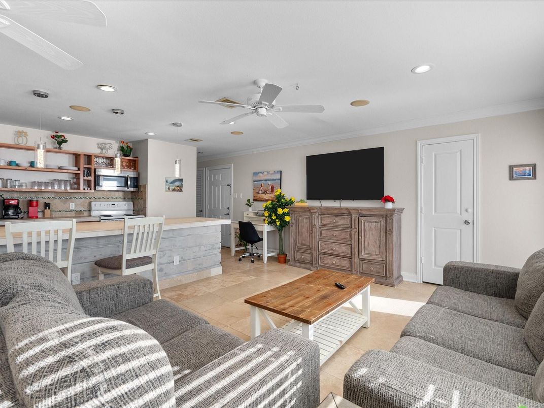 Dining room, Interior, Kitchen, Living room, Pendant Lights, Recessed Lighting