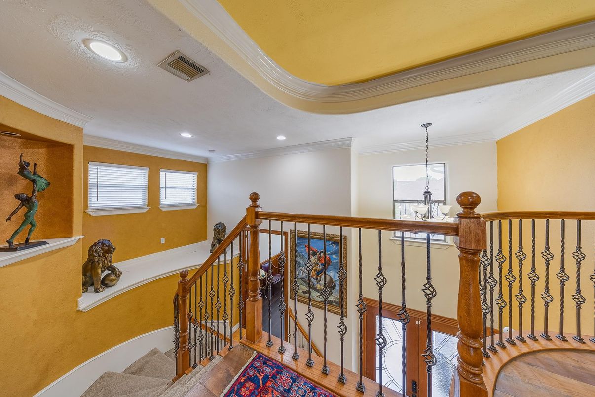 Interior, Recessed Lighting