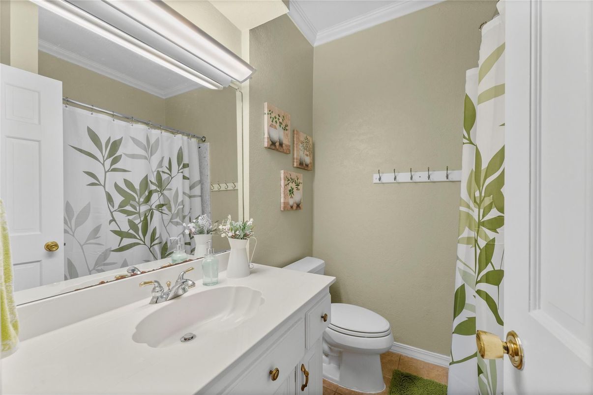 Bathroom, Interior