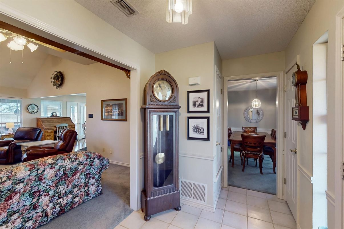 Dining room, Interior, Pendant Lights