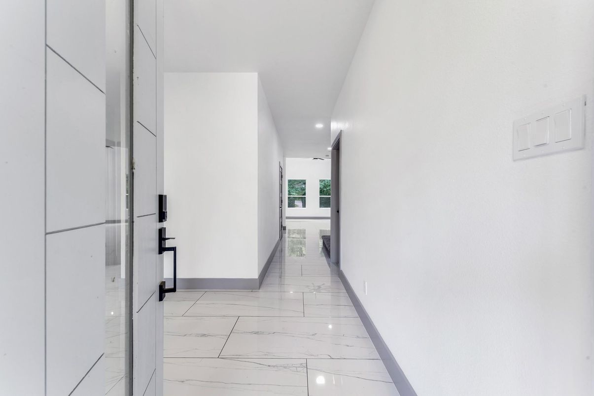 Interior, Marble, Recessed Lighting