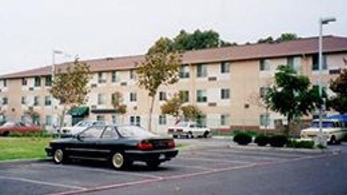 Exterior, Facade, Condo Building