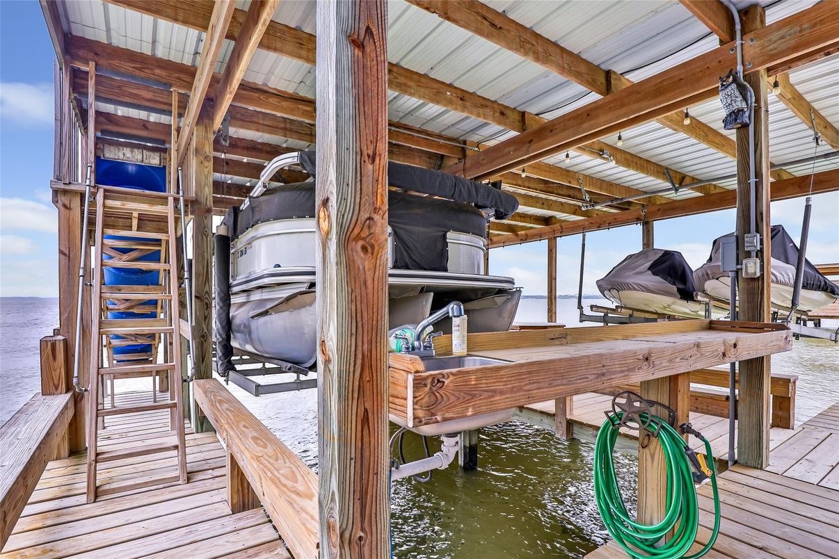 Exterior, Water