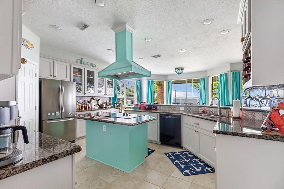 Interior, Kitchen, Recessed Lighting