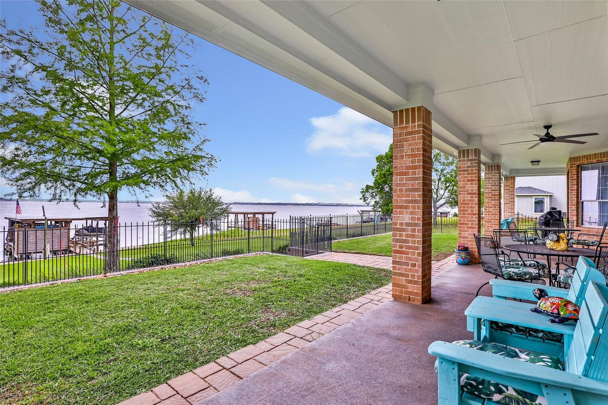 Backyard, Exterior, Water