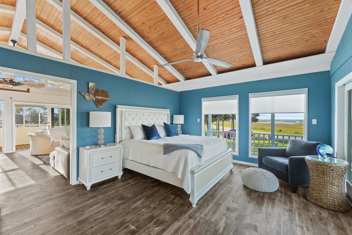 Bedroom, Interior, Wooden Ceilings, Wood Texture Flooring