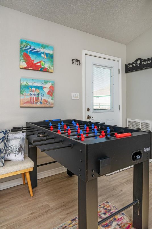 Game Room, Interior, Wood Texture Flooring