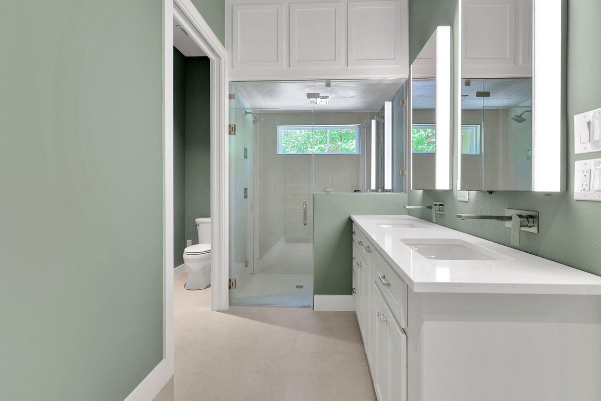 Bathroom, Glass Shower, Interior