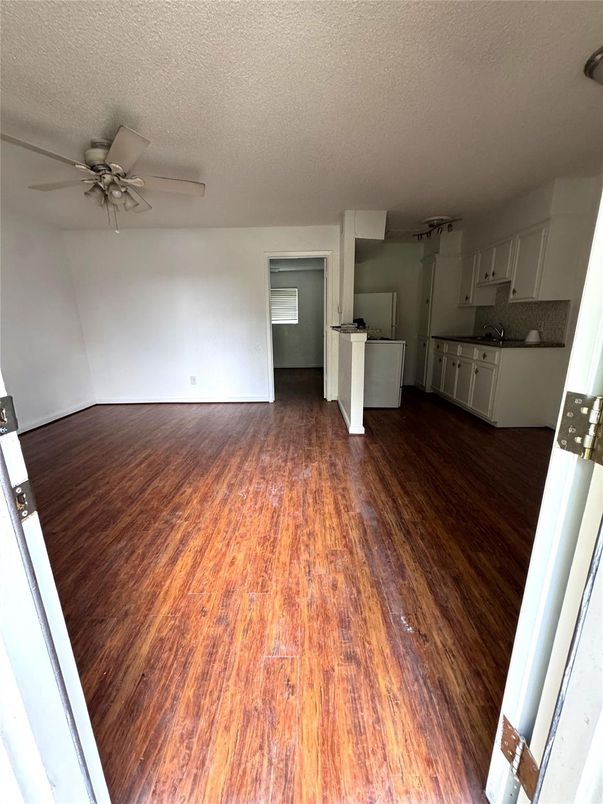 Empty room, Interior, Kitchen, Wood Texture Flooring