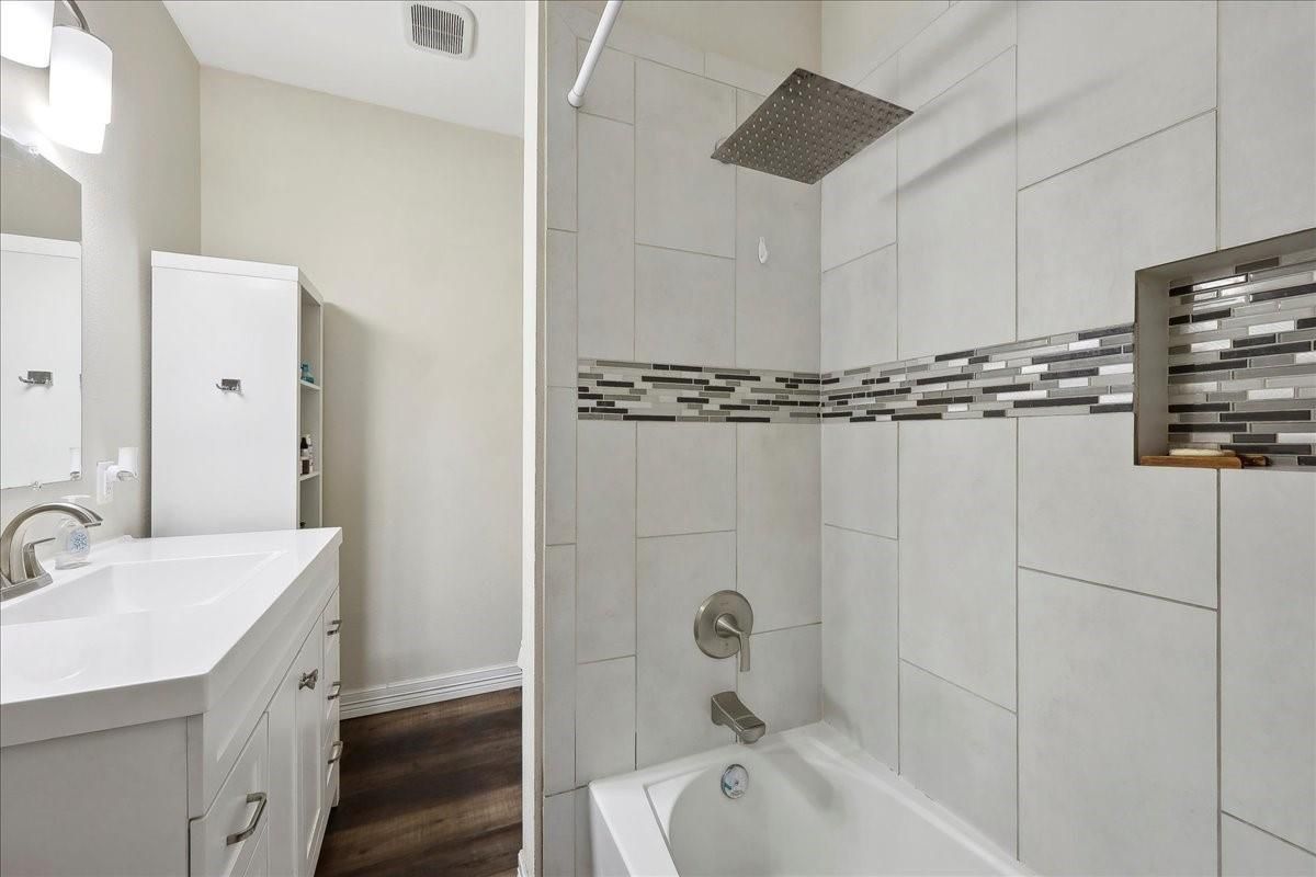 Bathroom, Interior, Wood Texture Flooring