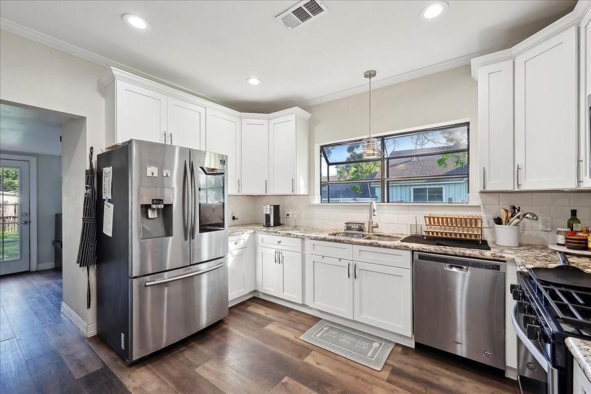 Interior, Kitchen, Pendant Lights, Recessed Lighting, Stainless Steel Appliances, Wood Texture Flooring