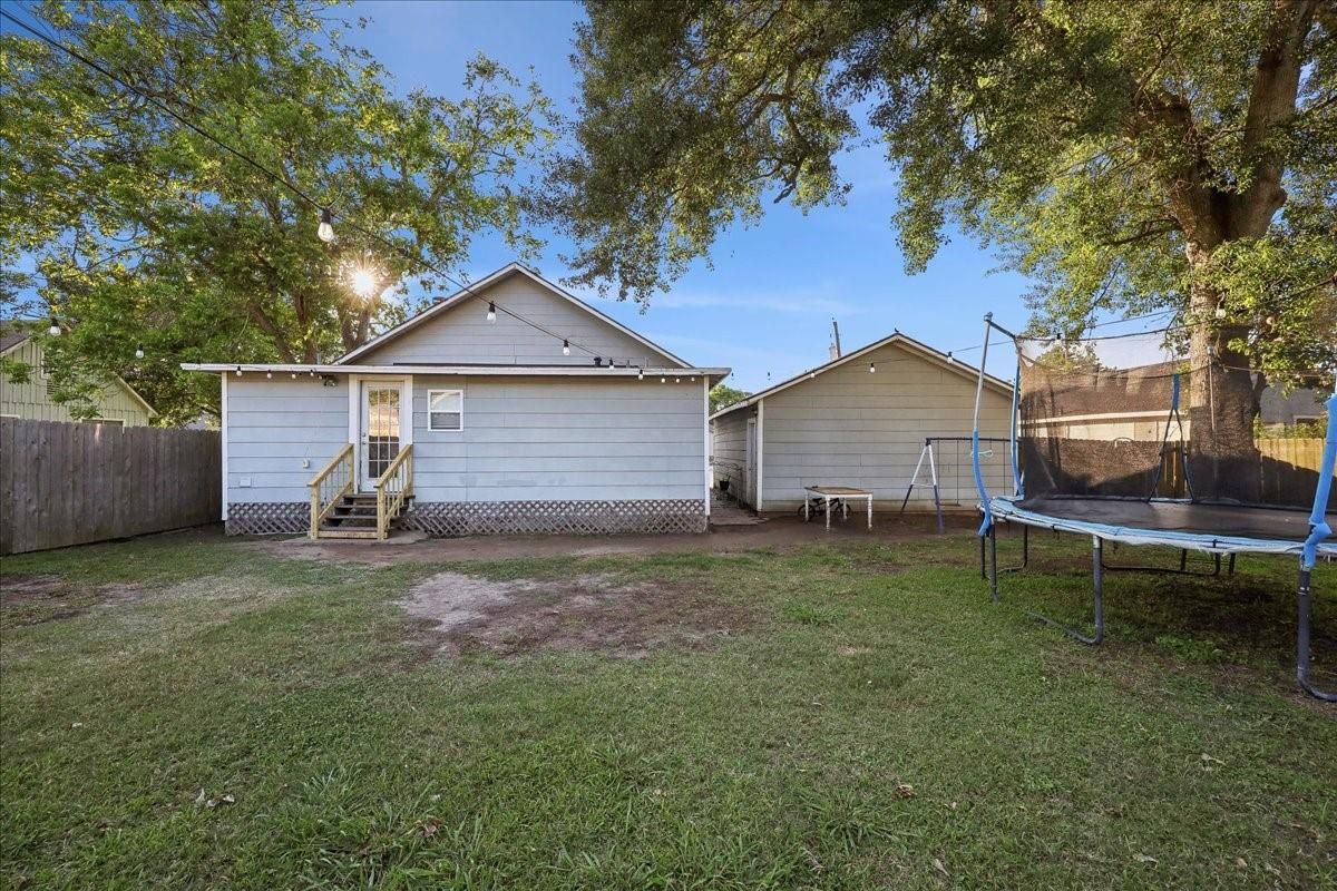 Backyard, Exterior, Playground