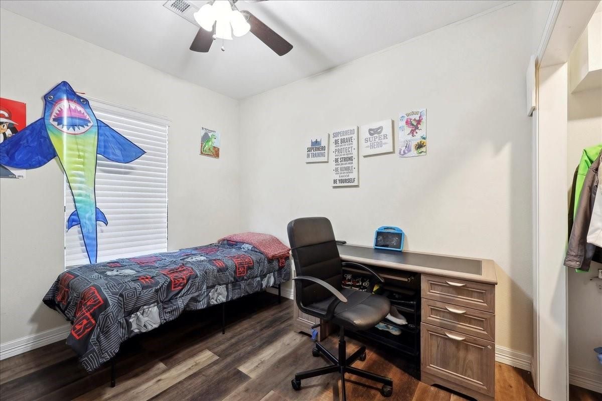 Bedroom, Home Office, Interior, Wood Texture Flooring