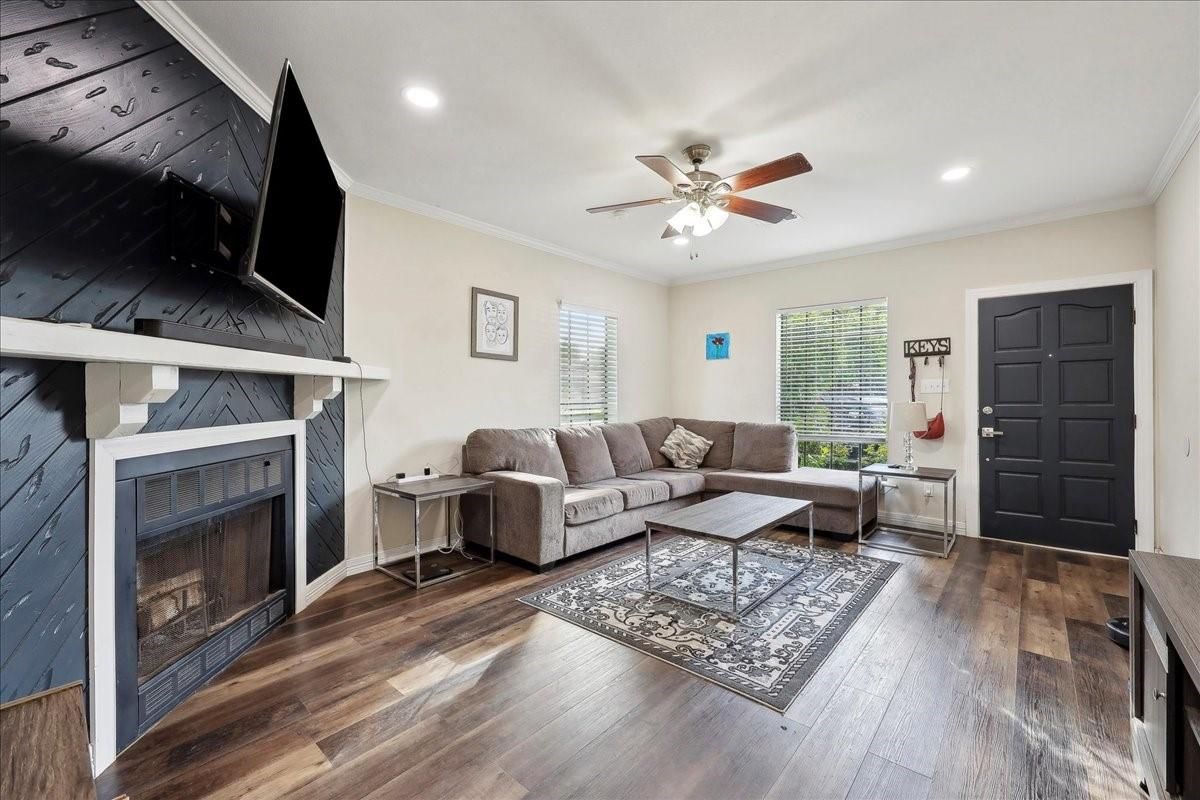Fireplace, Interior, Living room, Recessed Lighting, Wood Texture Flooring