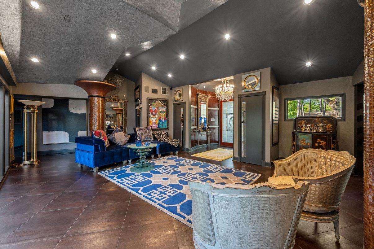 Chandelier, Interior, Living room, Recessed Lighting