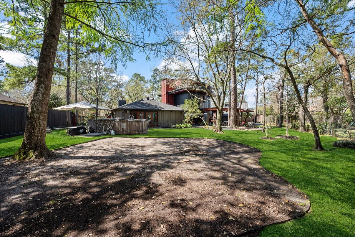 Backyard, Exterior, Playground