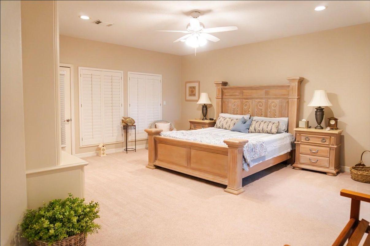Bedroom, Interior, Recessed Lighting
