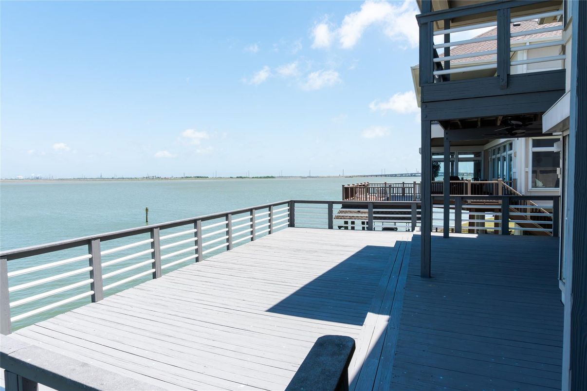 Exterior, Water