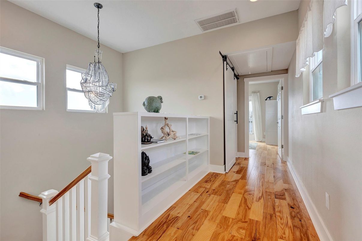 Chandelier, Interior, Wood Texture Flooring