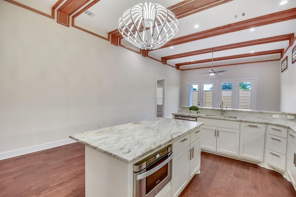 Chandelier, Interior, Kitchen, Recessed Lighting, Wood Texture Flooring
