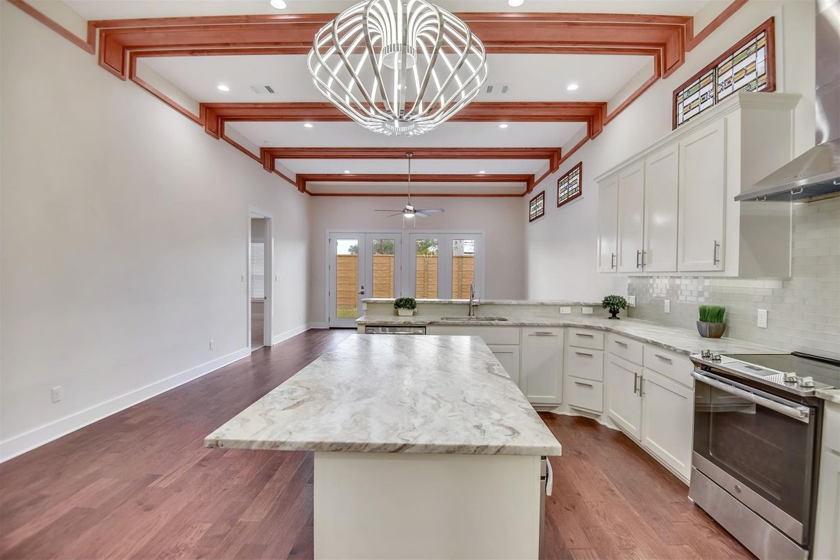 Chandelier, Interior, Kitchen, Recessed Lighting, Wooden Beams, Wood Texture Flooring