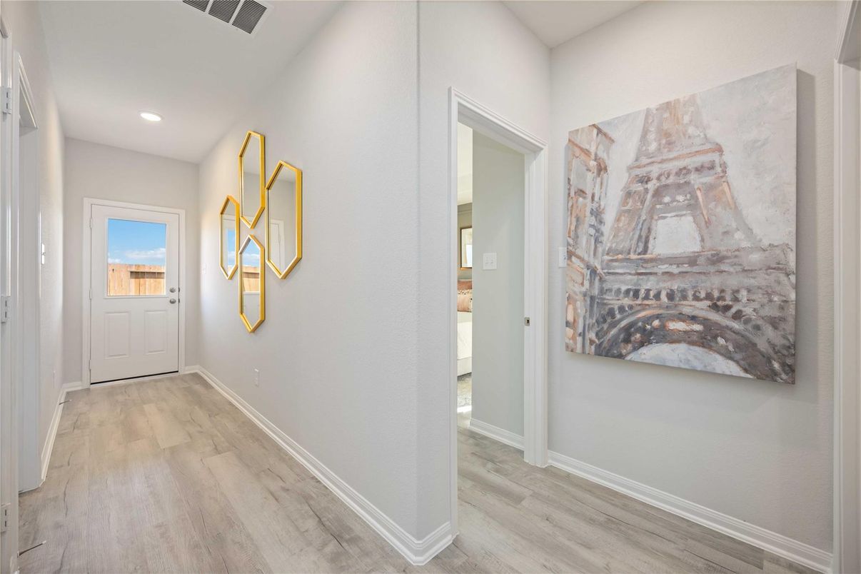 Interior, Recessed Lighting, Wood Texture Flooring