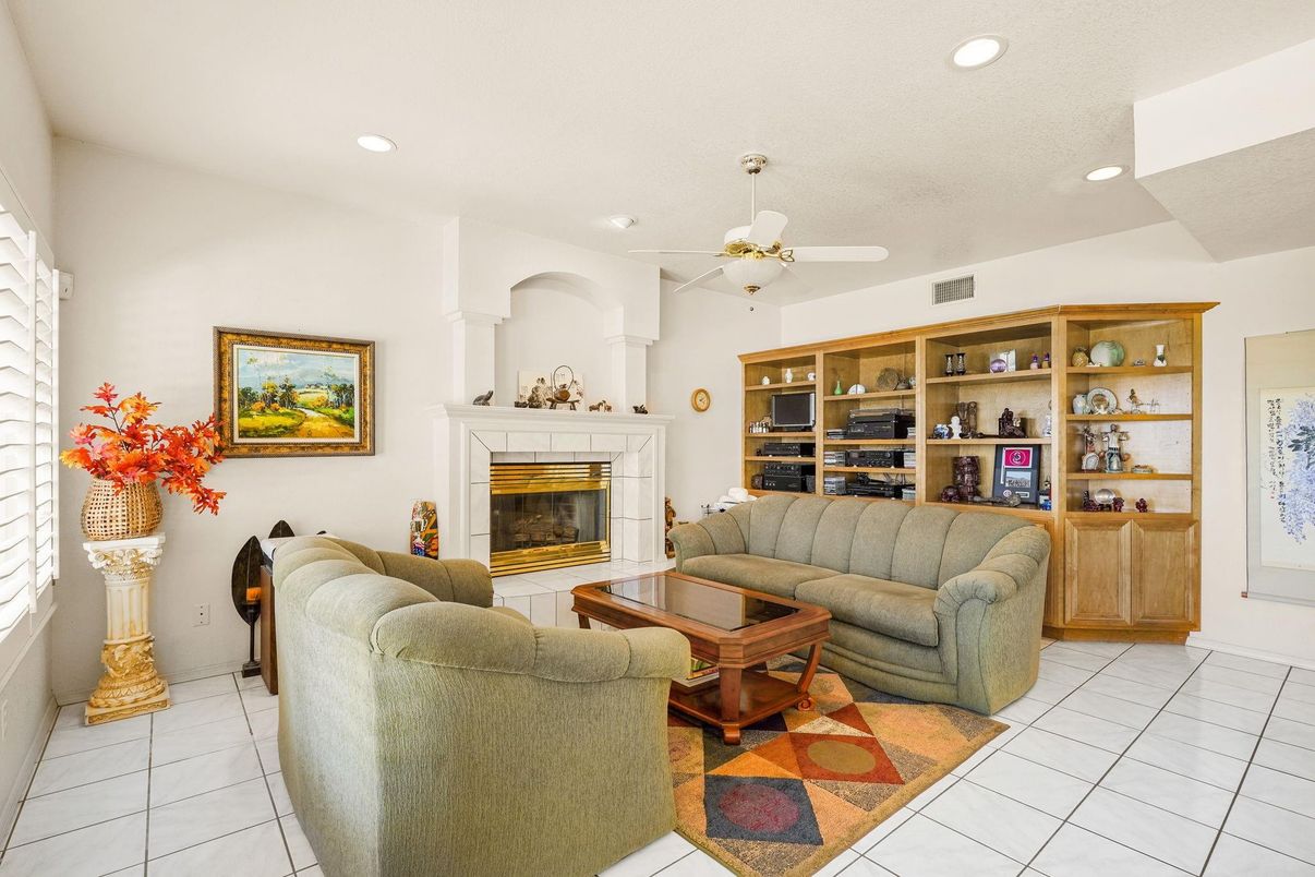 Fireplace, Interior, Living room, Recessed Lighting