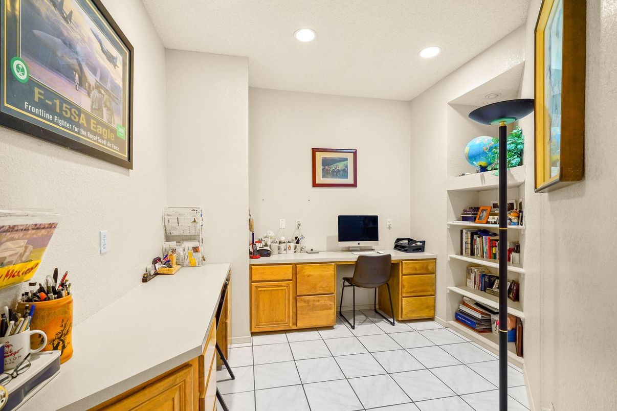 Home Office, Interior, Recessed Lighting