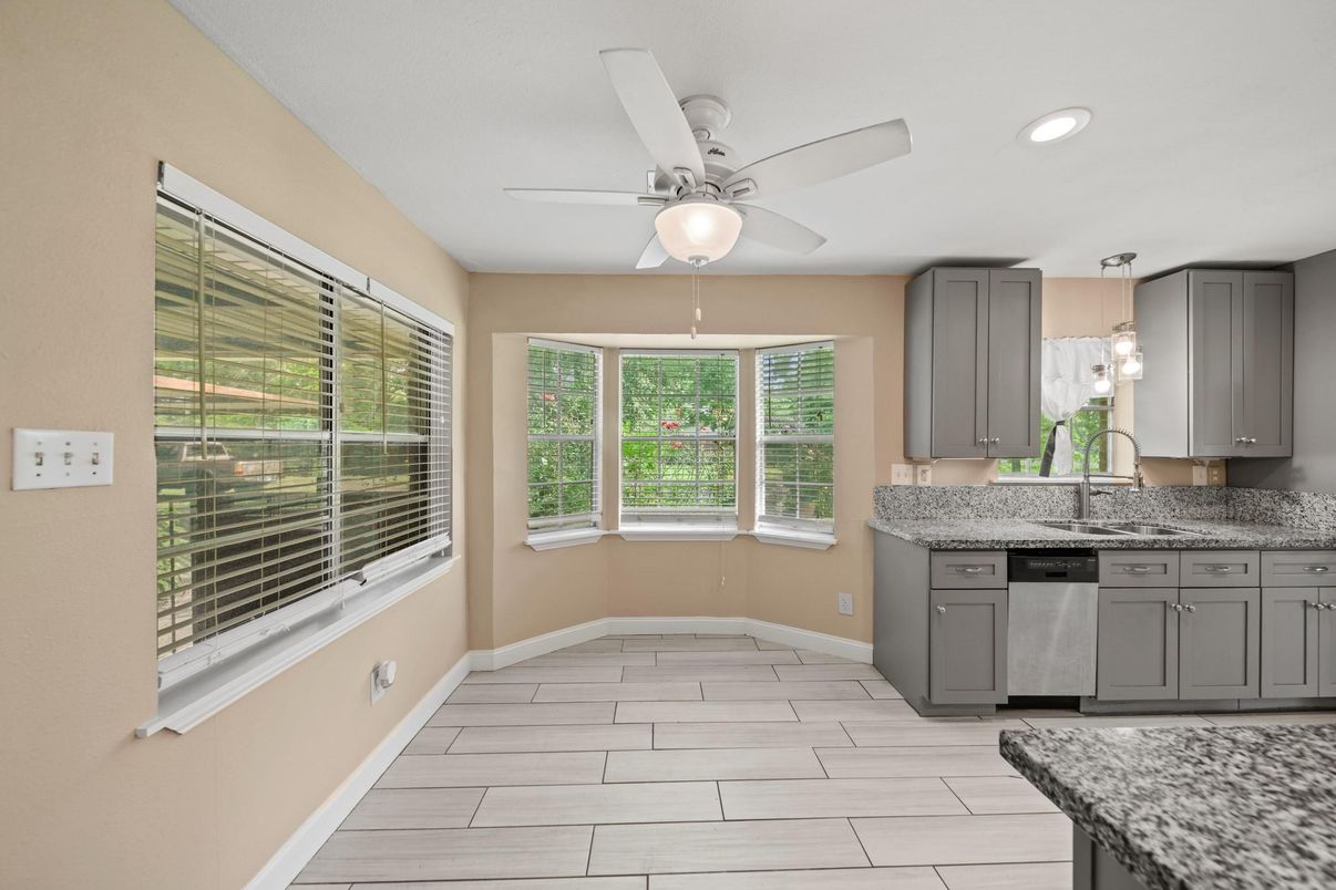 Interior, Kitchen, Pendant Lights, Recessed Lighting