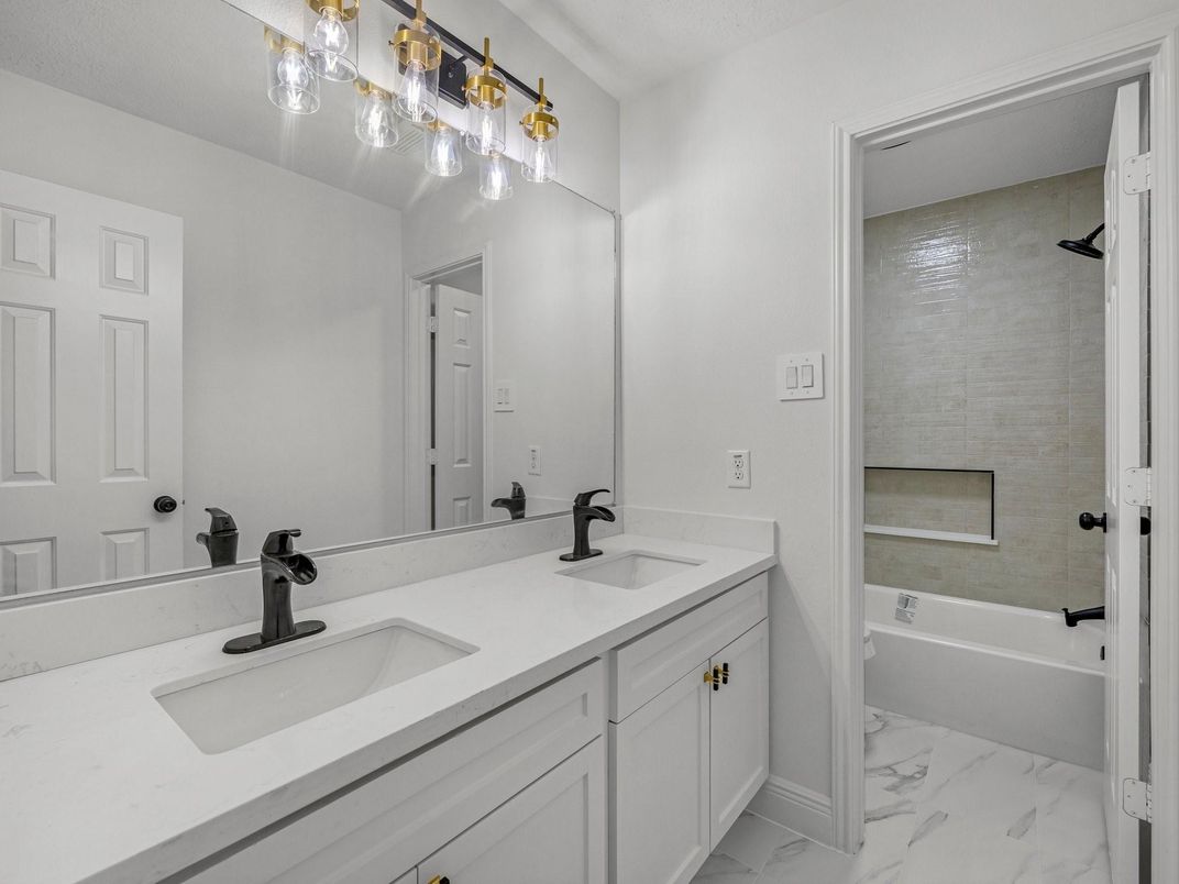 Bathroom, Dual Sink Vanities, Interior, Marble