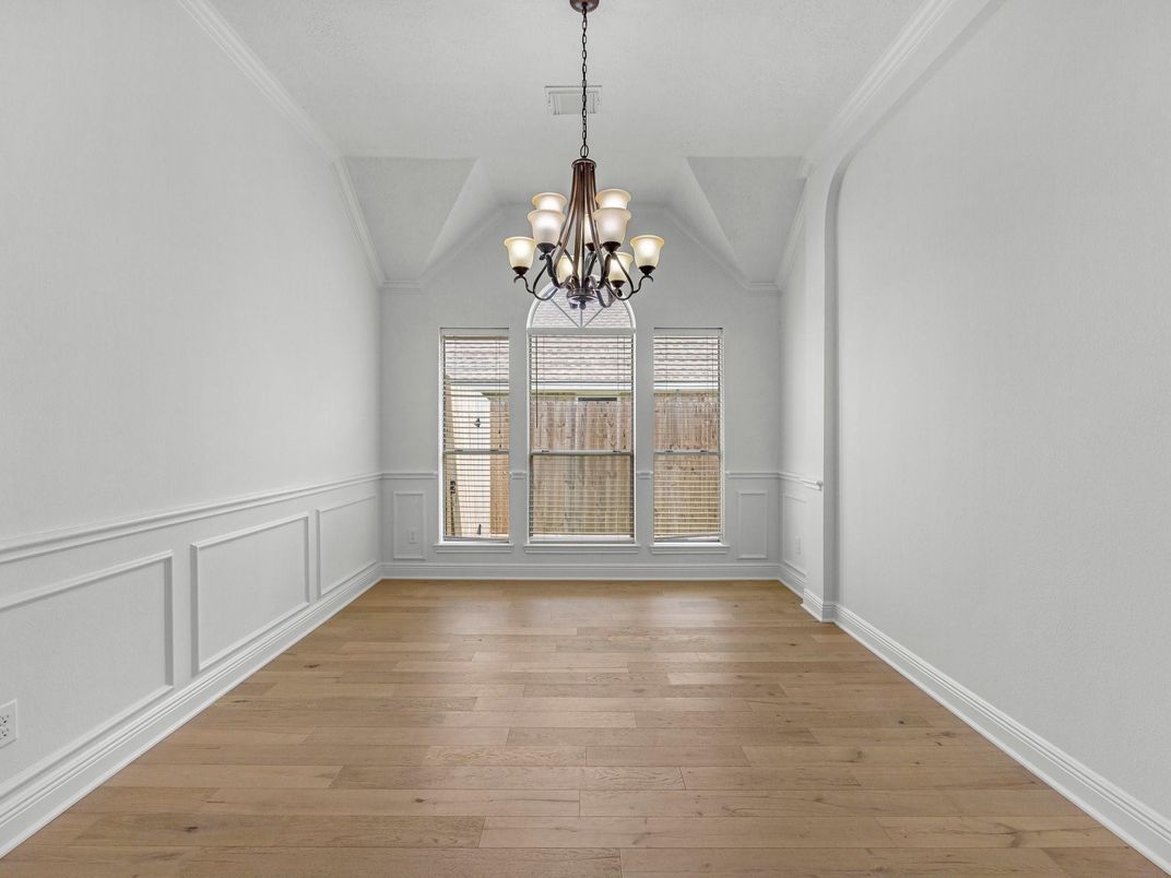 Chandelier, Empty room, Interior, Wood Texture Flooring