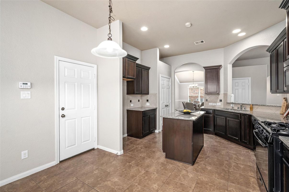 Interior, Kitchen, Pendant Lights, Recessed Lighting