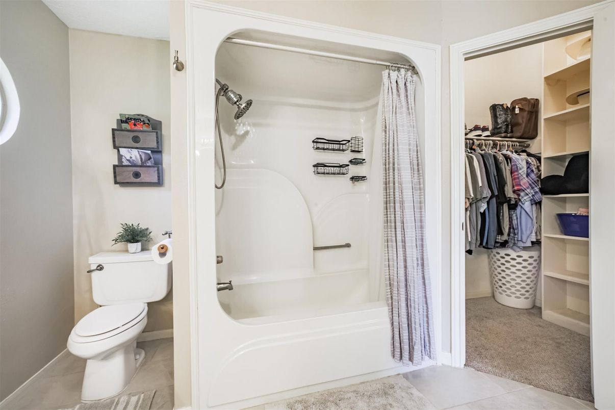 Bathroom, Interior, Walk-in Closets