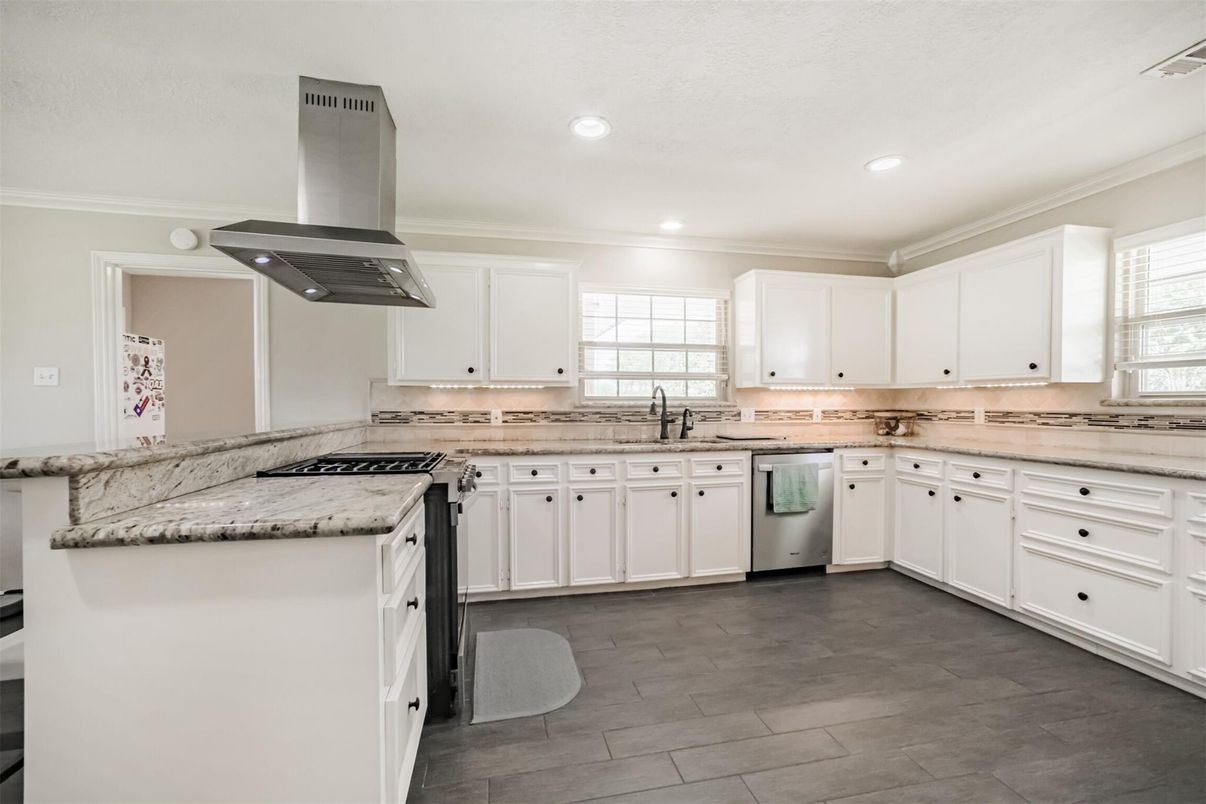 Interior, Kitchen, Recessed Lighting