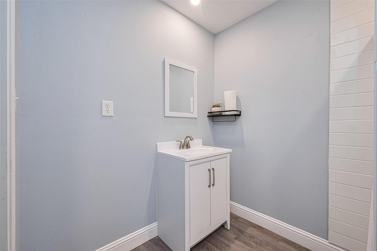 Bathroom, Interior, Recessed Lighting, Wood Texture Flooring