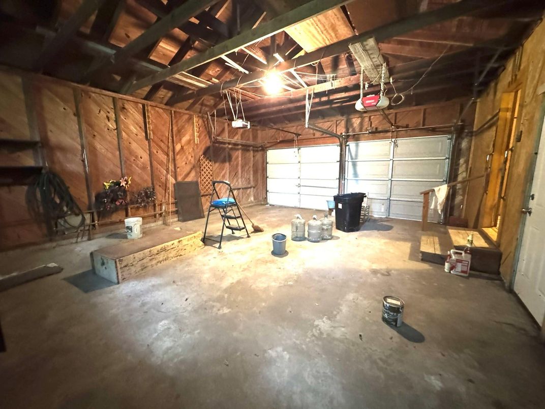Garage, Interior, Wooden Beams, Wooden Walls