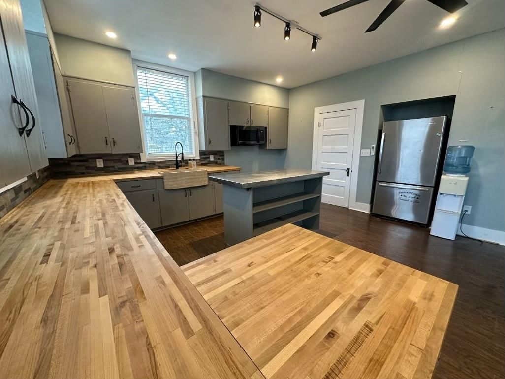 Interior, Kitchen, Recessed Lighting, Wood Texture Flooring