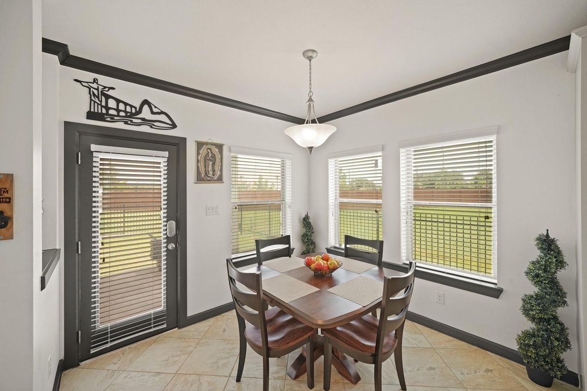 Dining room, Interior, Pendant Lights
