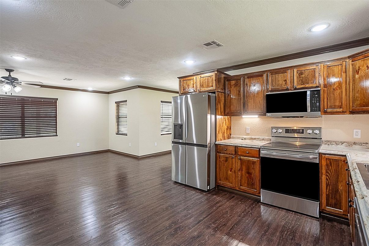 Interior, Kitchen, Recessed Lighting, Stainless Steel Appliances, Wood Texture Flooring