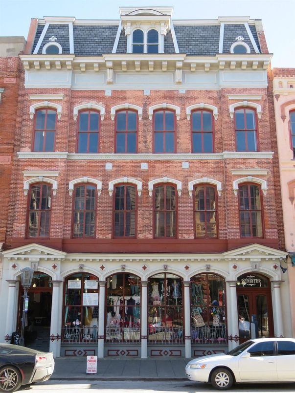 Exterior, Facade, Brick Facade, Rowhouse