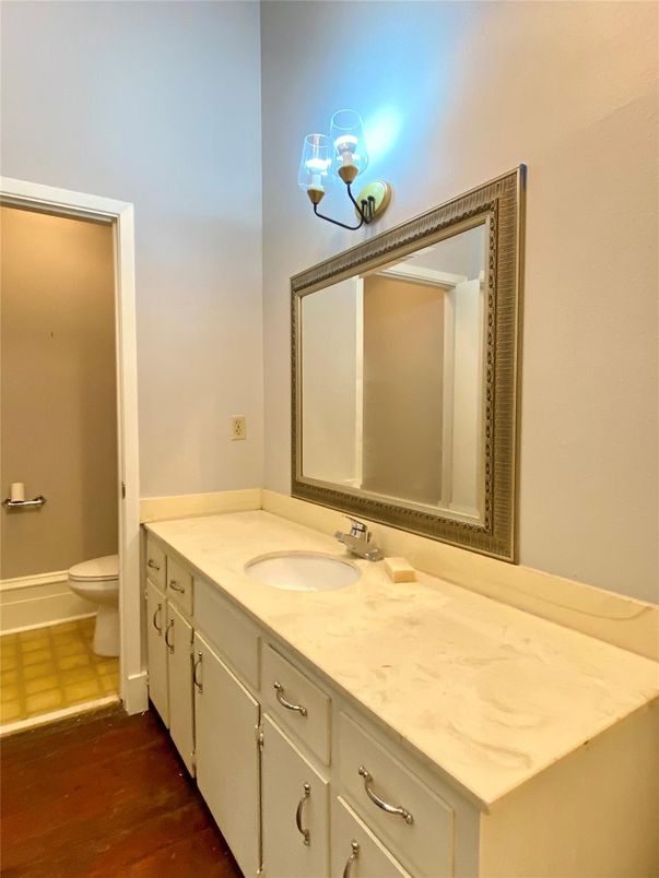 Bathroom, Interior, Wood Texture Flooring