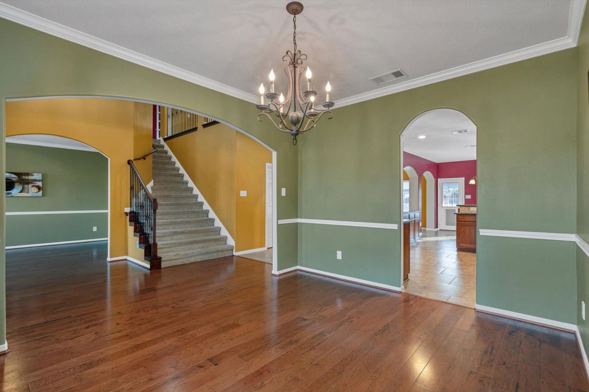 Chandelier, Empty room, Interior, Recessed Lighting, Wood Texture Flooring