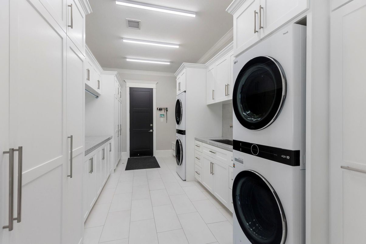 Interior, Utility Closets, Washer