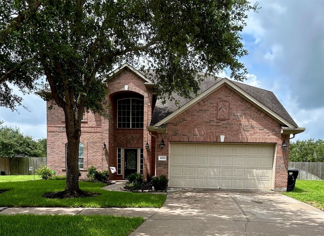 Attached, Exterior, Facade, Brick Facade, Brick Traditional