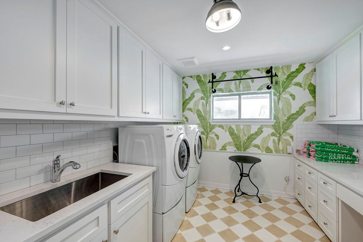 Interior, Recessed Lighting, Washer