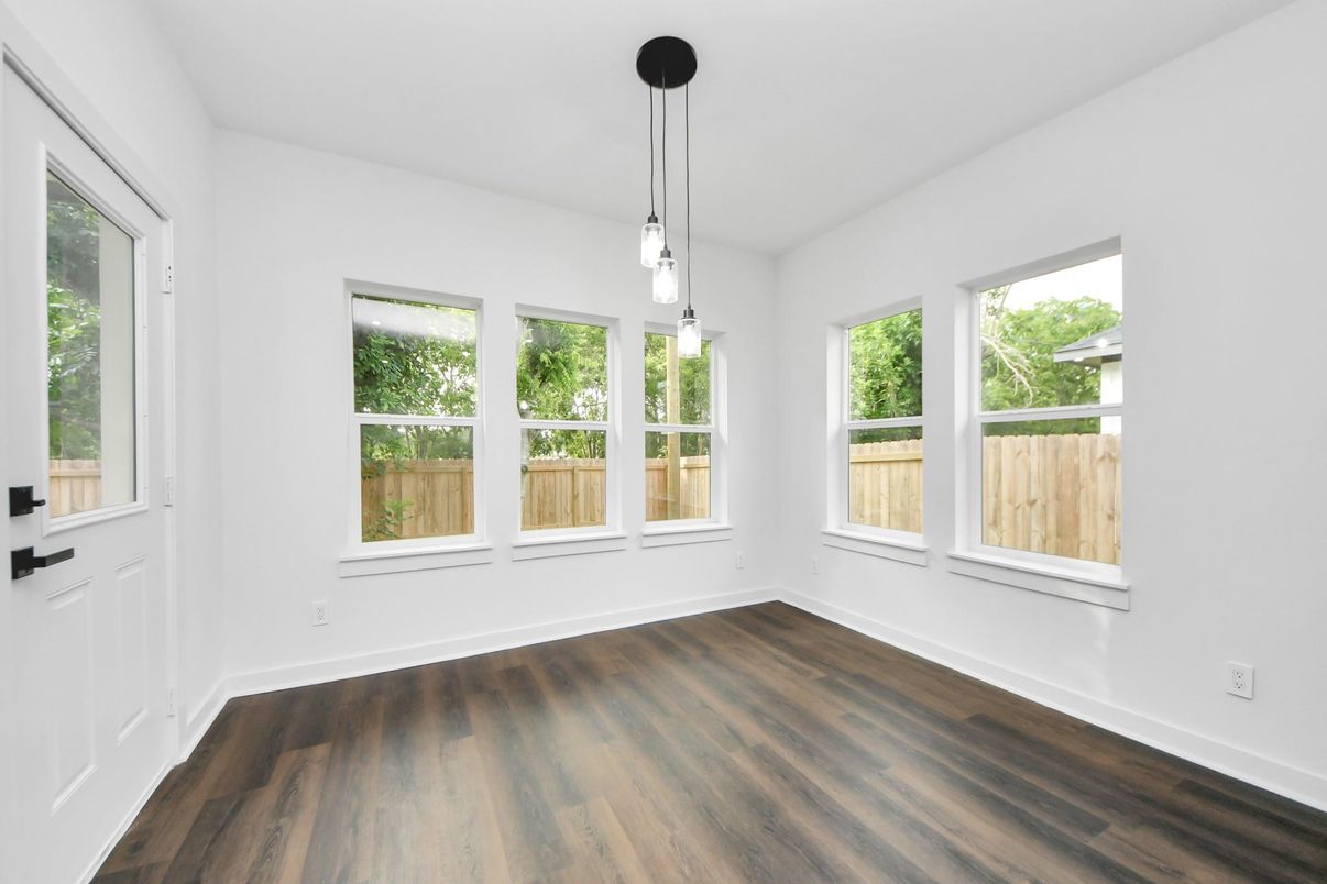 Empty room, Interior, Pendant Lights, Wood Texture Flooring