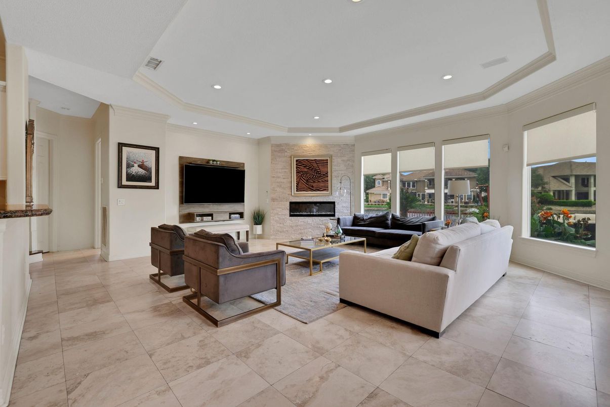 Fireplace, Interior, Living room, Recessed Lighting