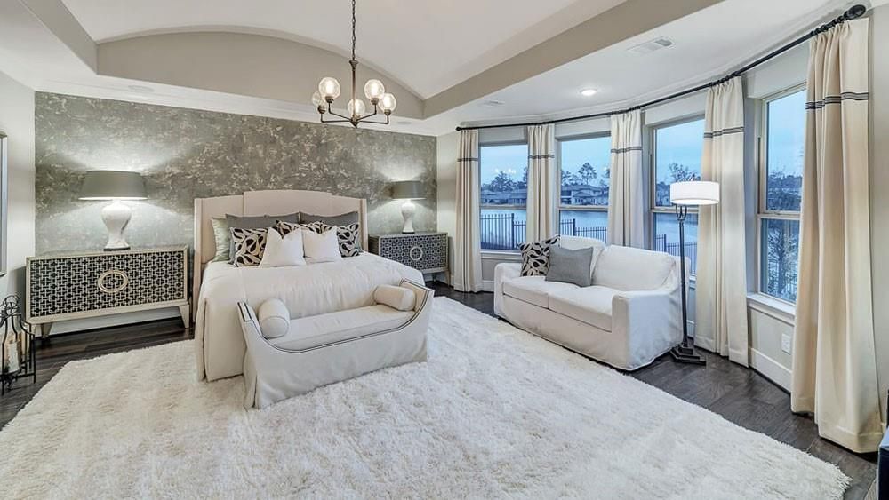 Bedroom, Chandelier, Interior, Pendant Lights, Recessed Lighting, Wood Texture Flooring